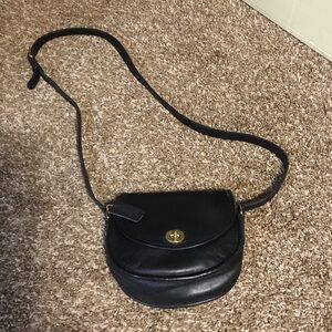 Vintage Coach Classic Black Leather Shoulder Bag